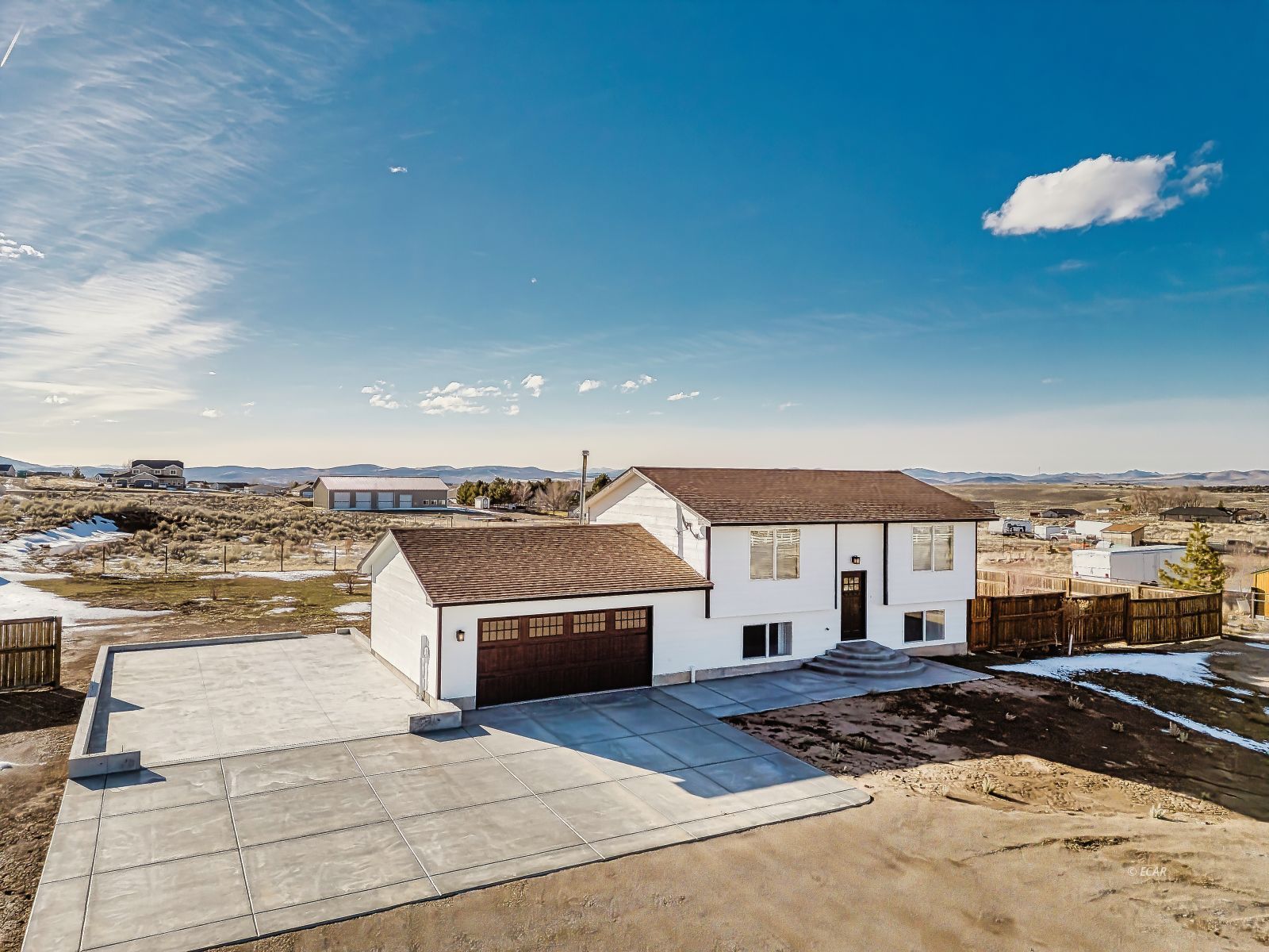 697 Clover Drive Property Photo