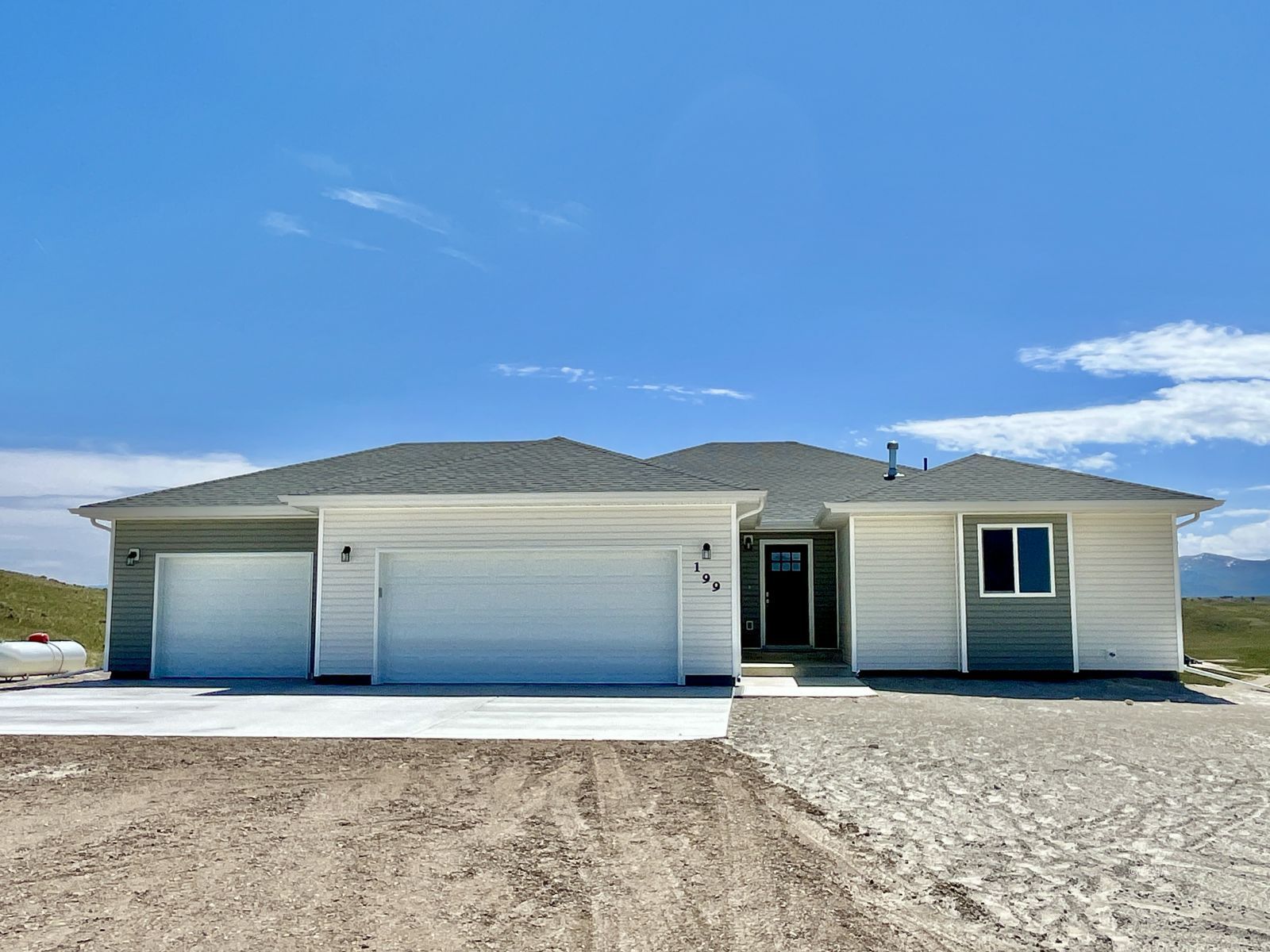298 Diamond Ridge Drive Property Photo 1