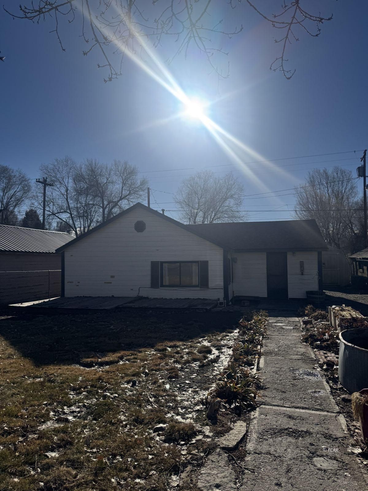 913 Cedar Street Property Photo 1
