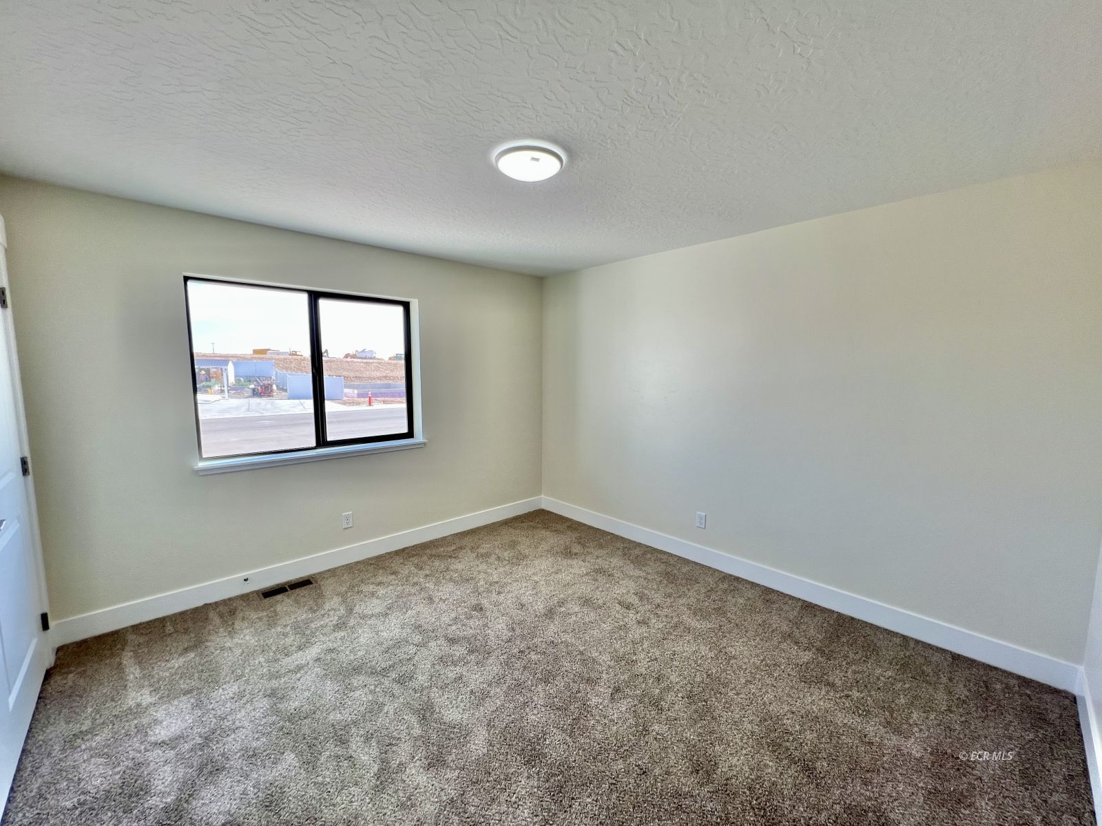 4449 York Boulevard Property Photo 10
