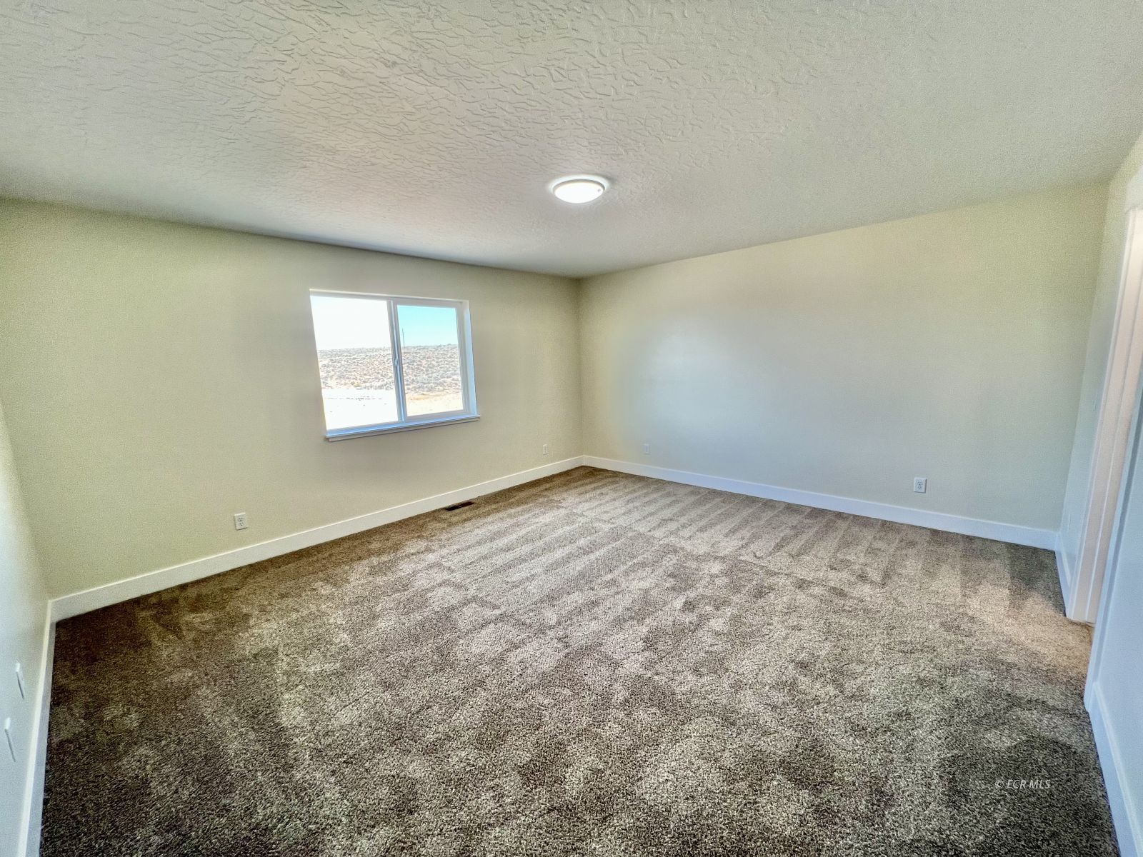4449 York Boulevard Property Photo 17