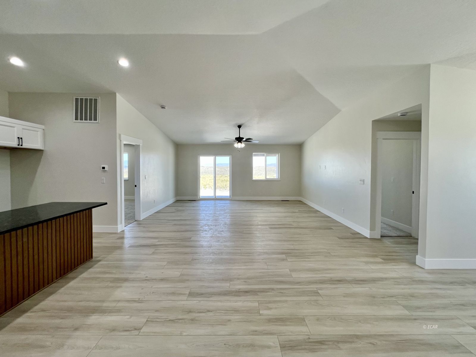 4331 Campbell Road Property Photo 3