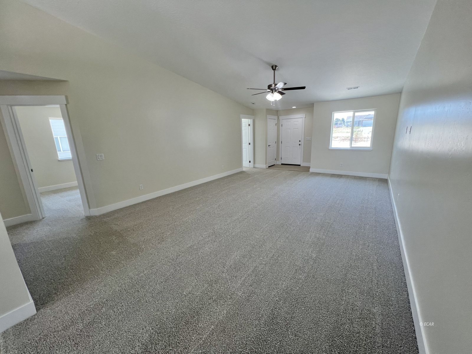 4311 Windsor Avenue Property Photo 4