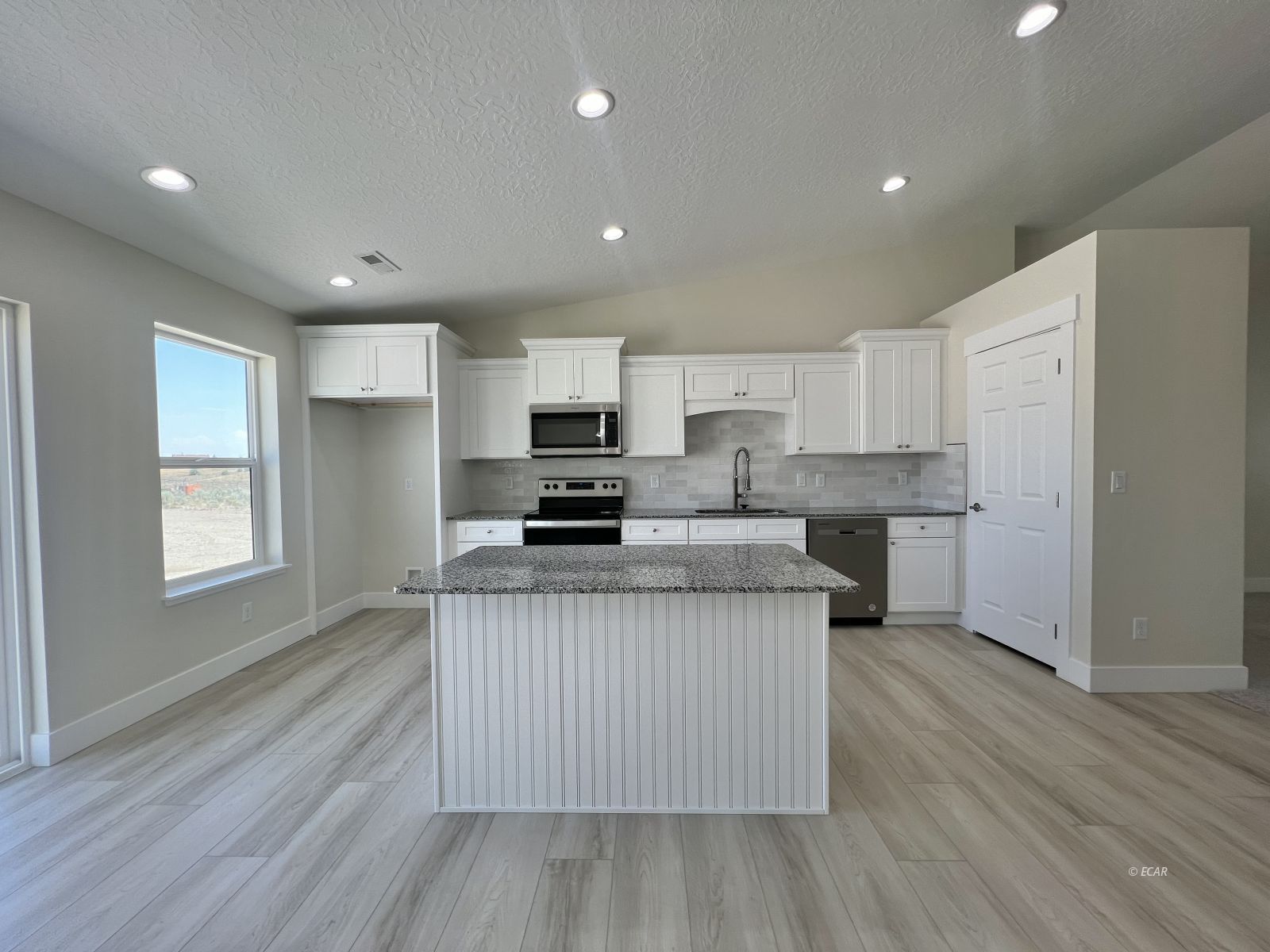 4311 Windsor Avenue Property Photo 6