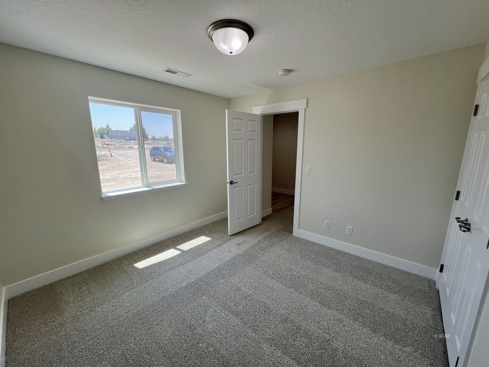4311 Windsor Avenue Property Photo 11