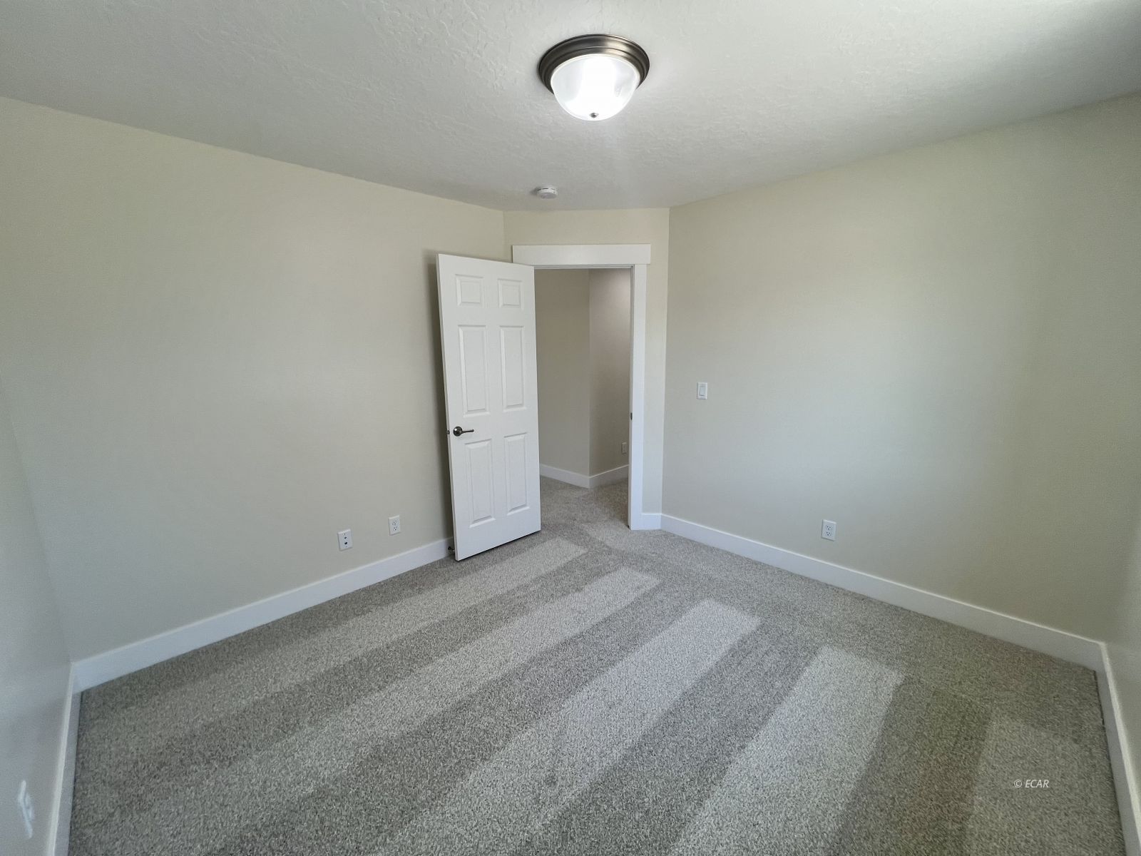 4311 Windsor Avenue Property Photo 13