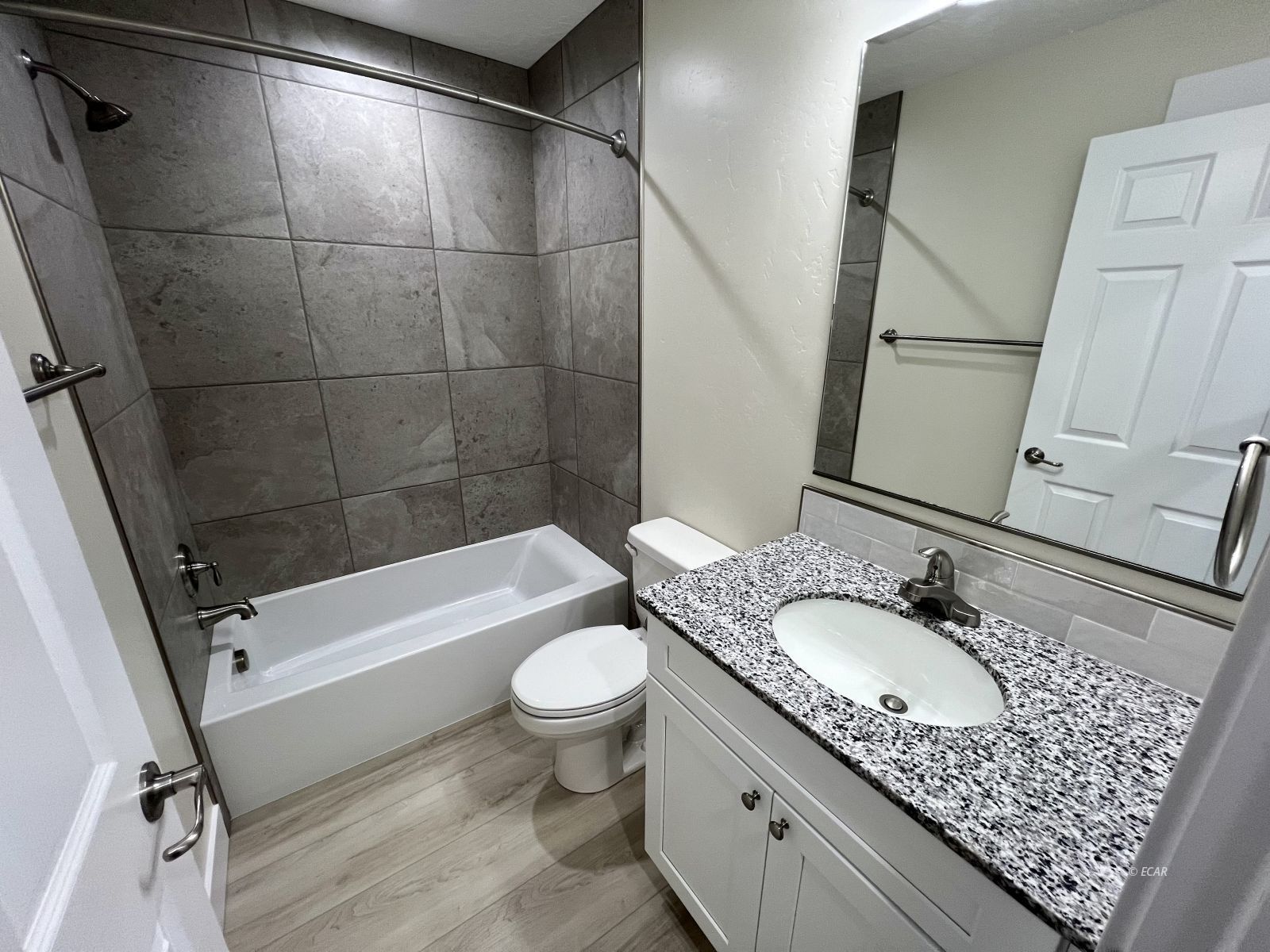 4311 Windsor Avenue Property Photo 14