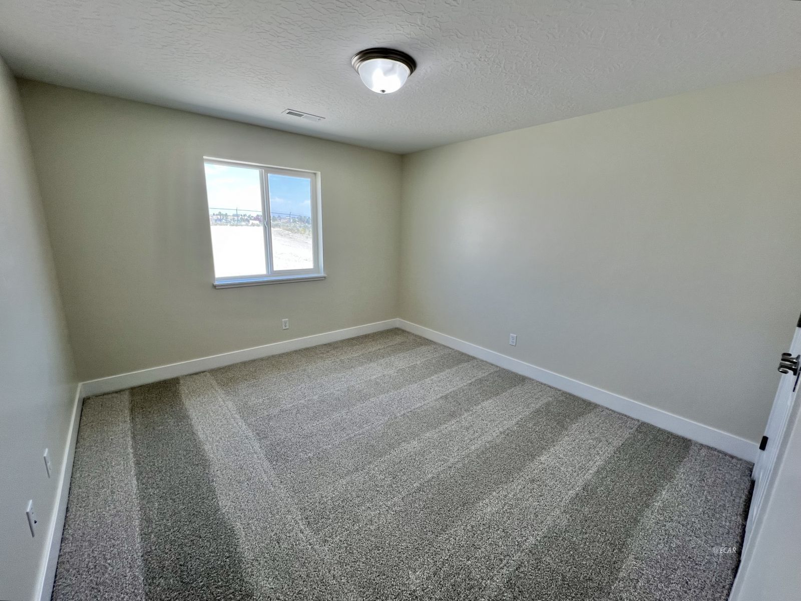4311 Windsor Avenue Property Photo 16