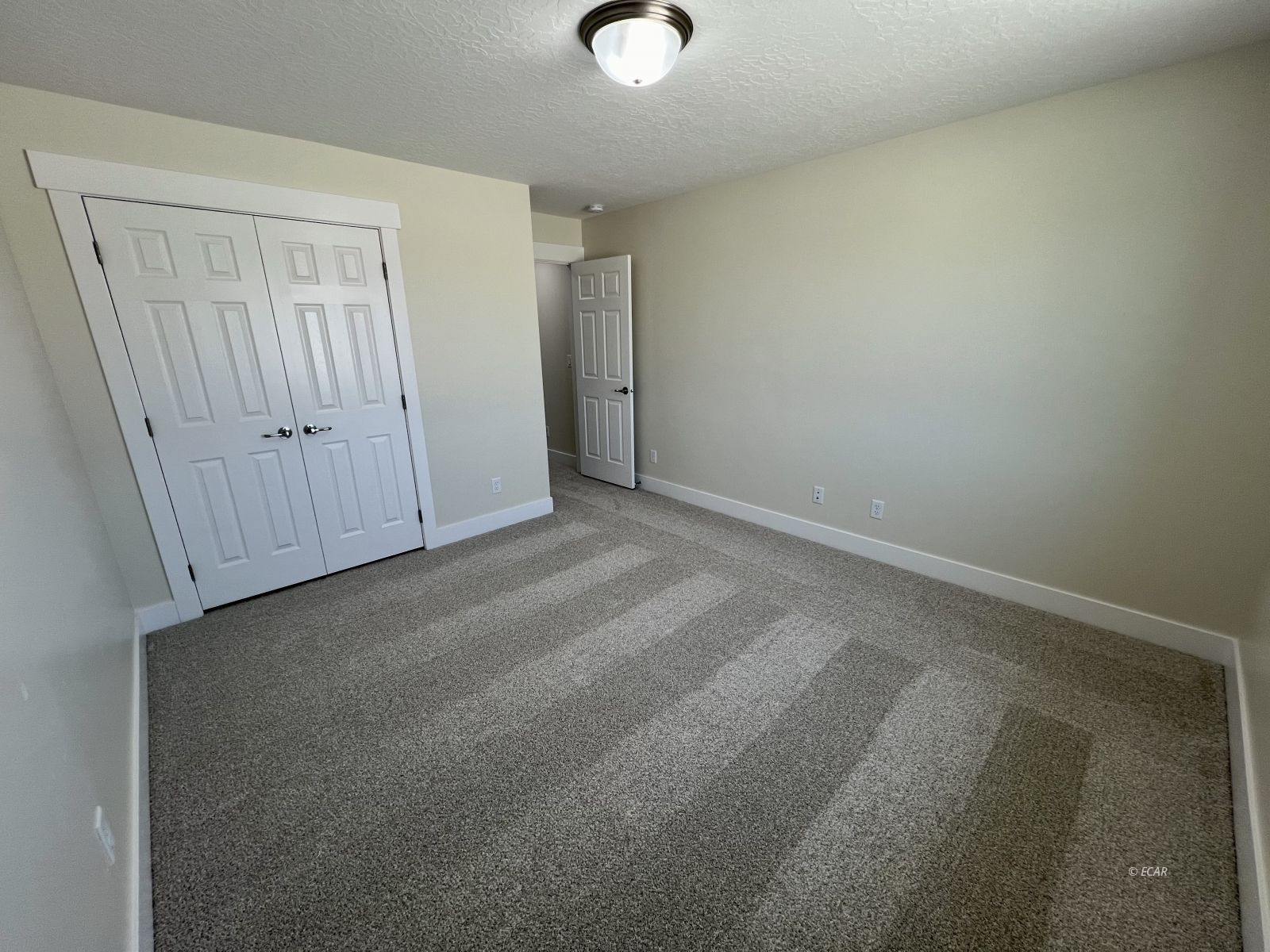 4311 Windsor Avenue Property Photo 17