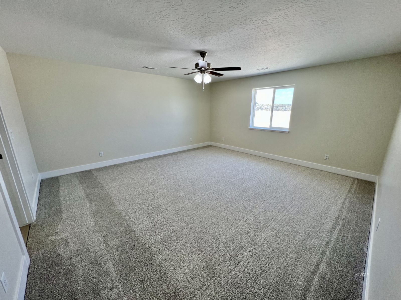 4311 Windsor Avenue Property Photo 20