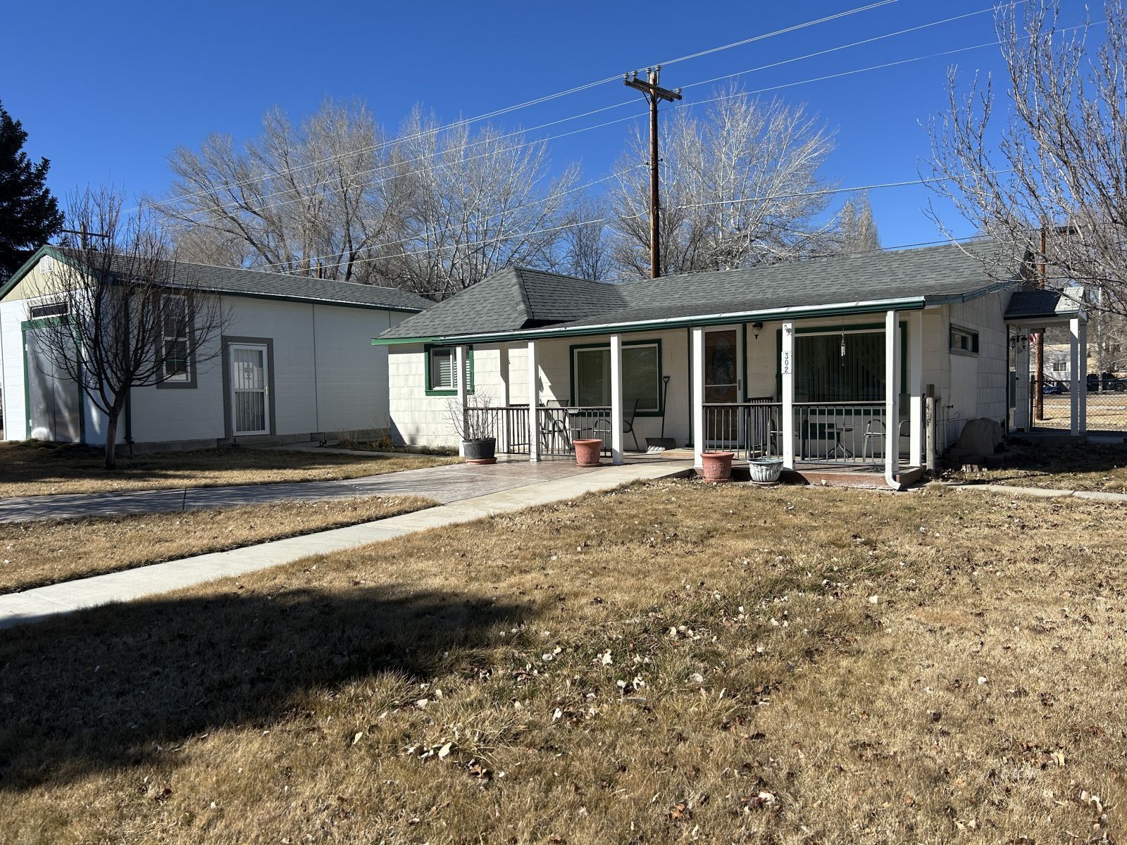 302 W Hamilton Street Property Photo 1