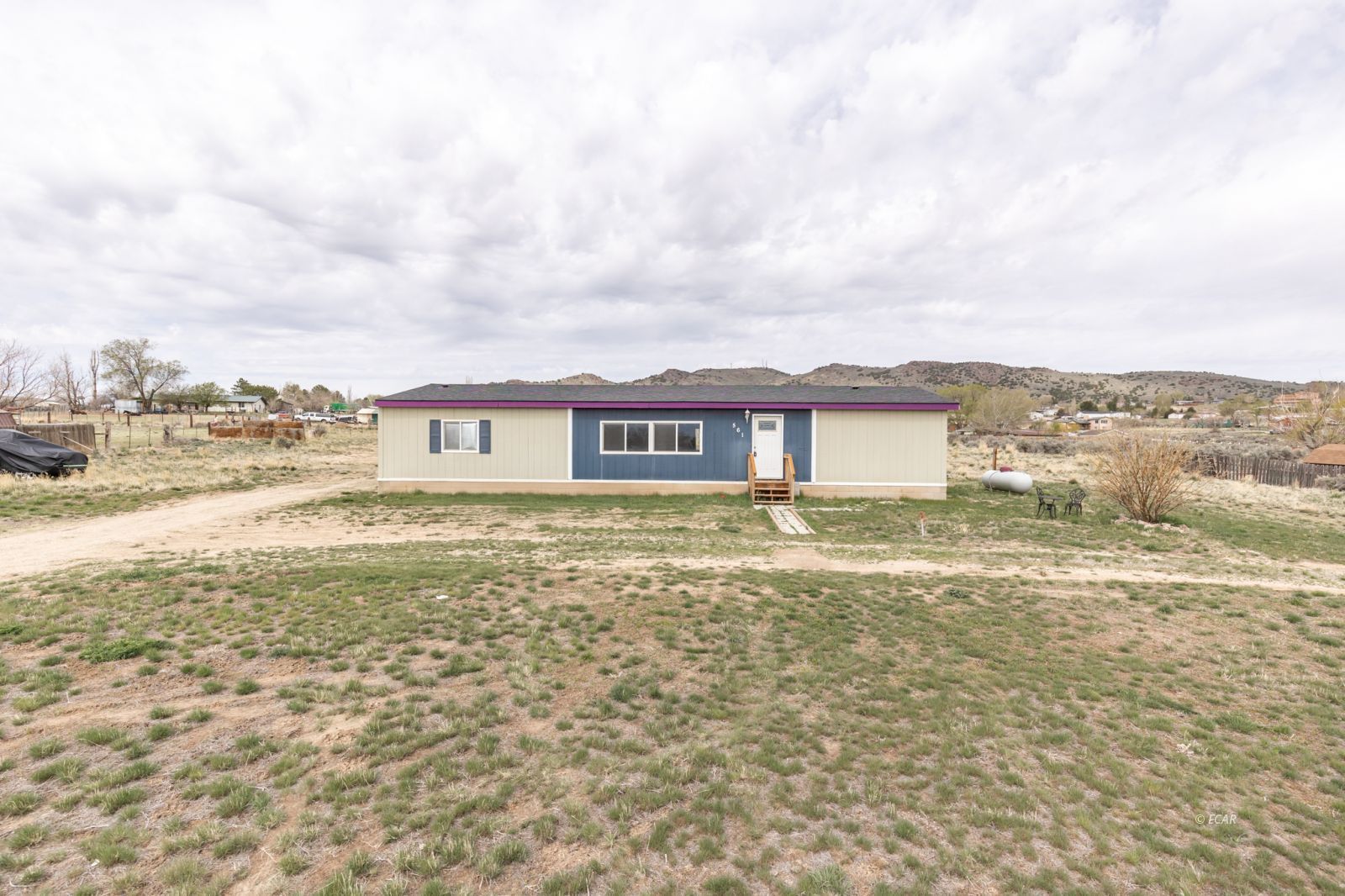 561 Cedarlawn Plaza Property Photo 1