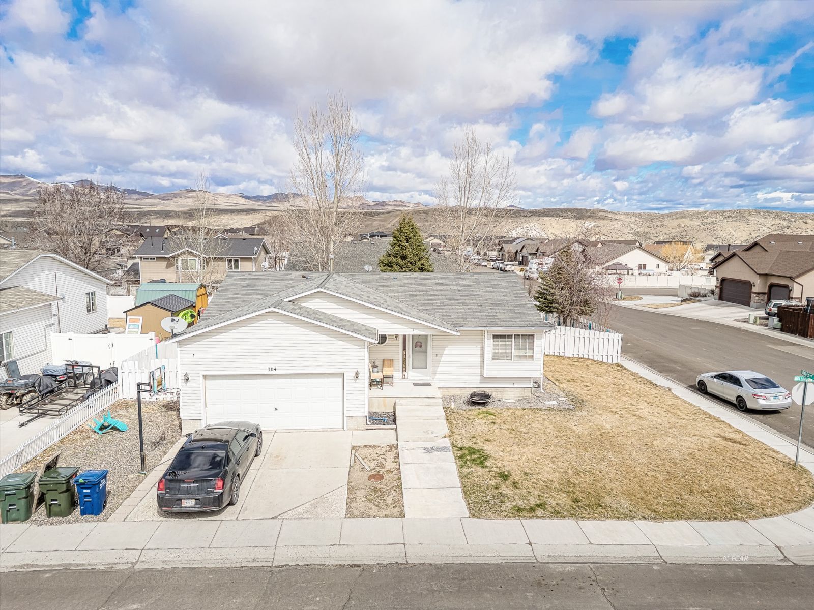 304 Rolling Hills Drive Property Photo 1