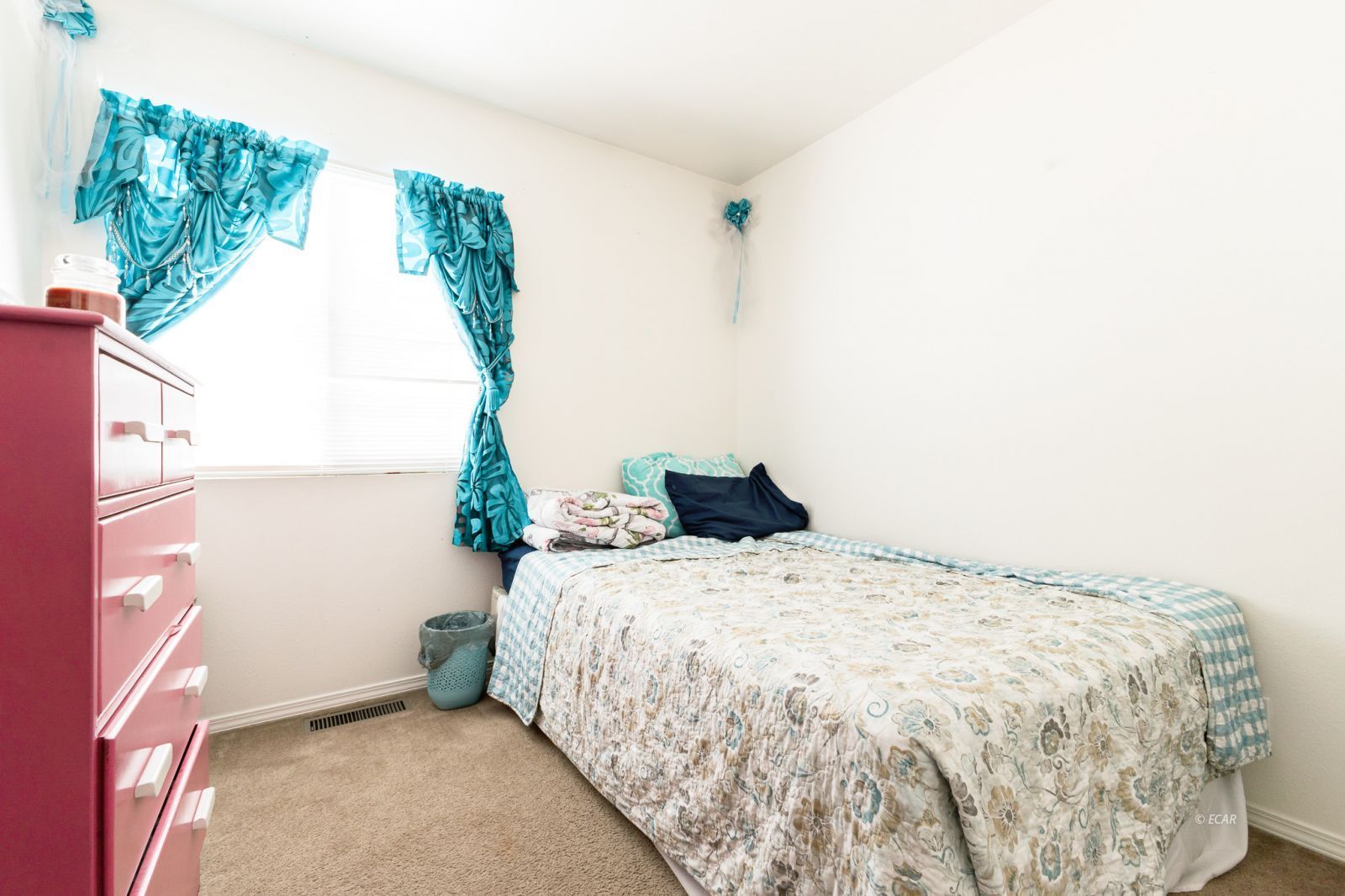304 Rolling Hills Drive Property Photo 14