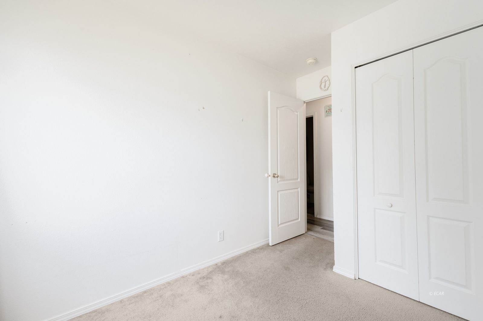 304 Rolling Hills Drive Property Photo 19