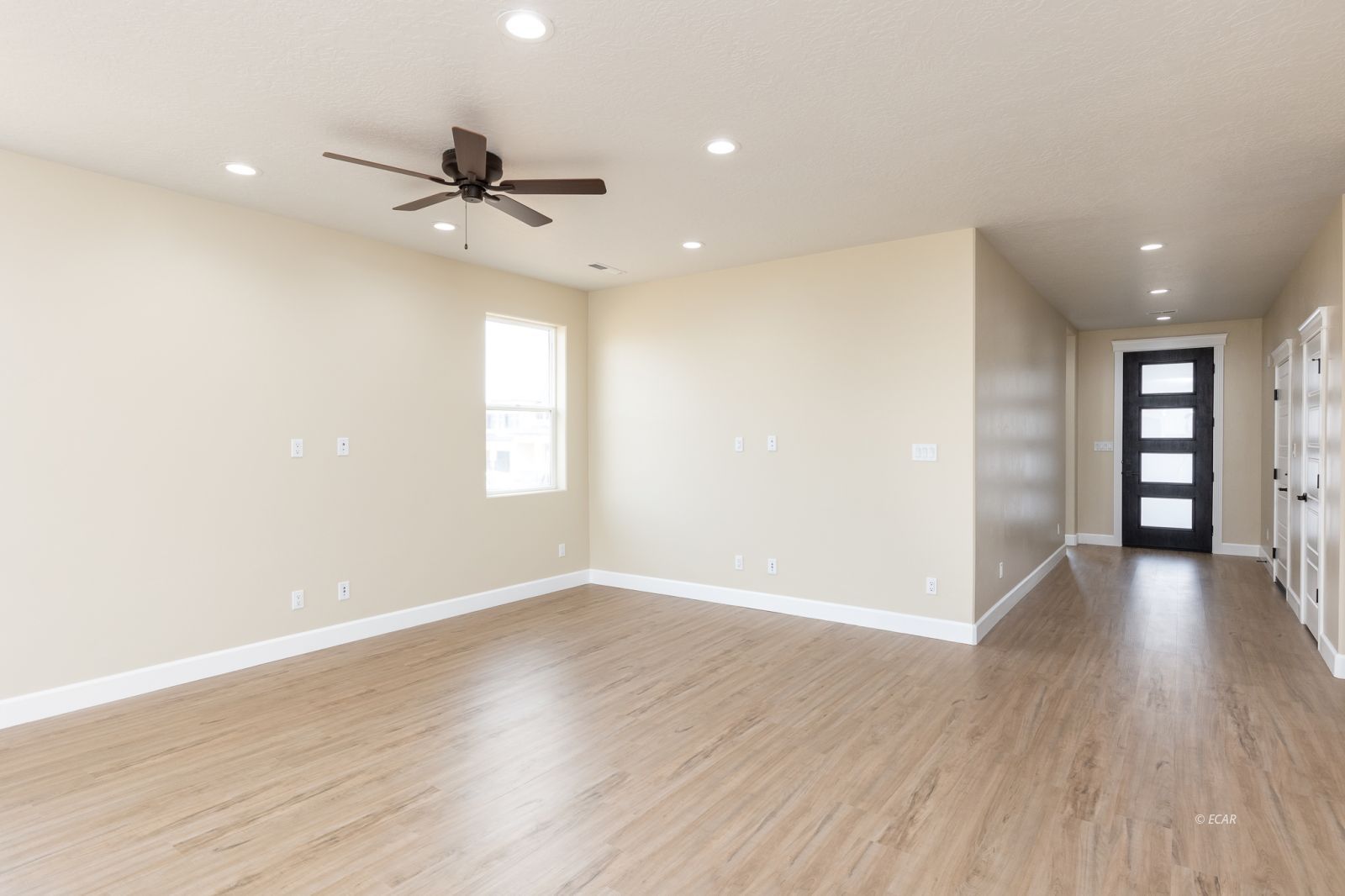 3182 Newcastle Circle Property Photo 13