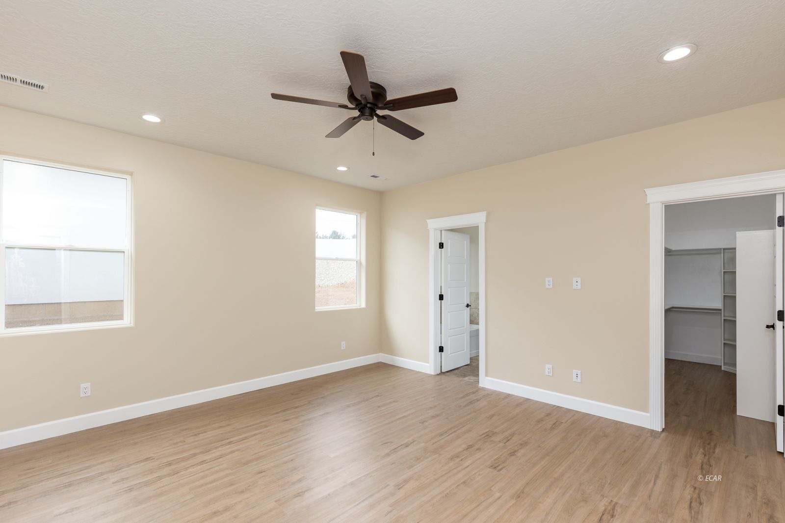 3182 Newcastle Circle Property Photo 17