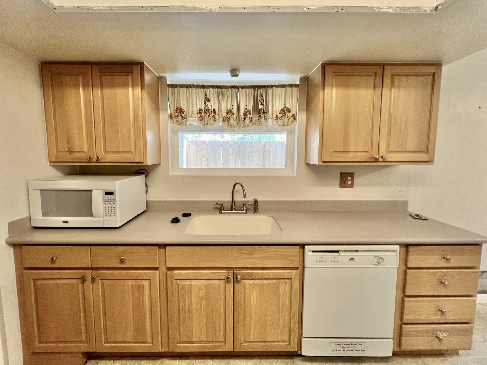 611 Spring Creek Parkway Property Photo 9