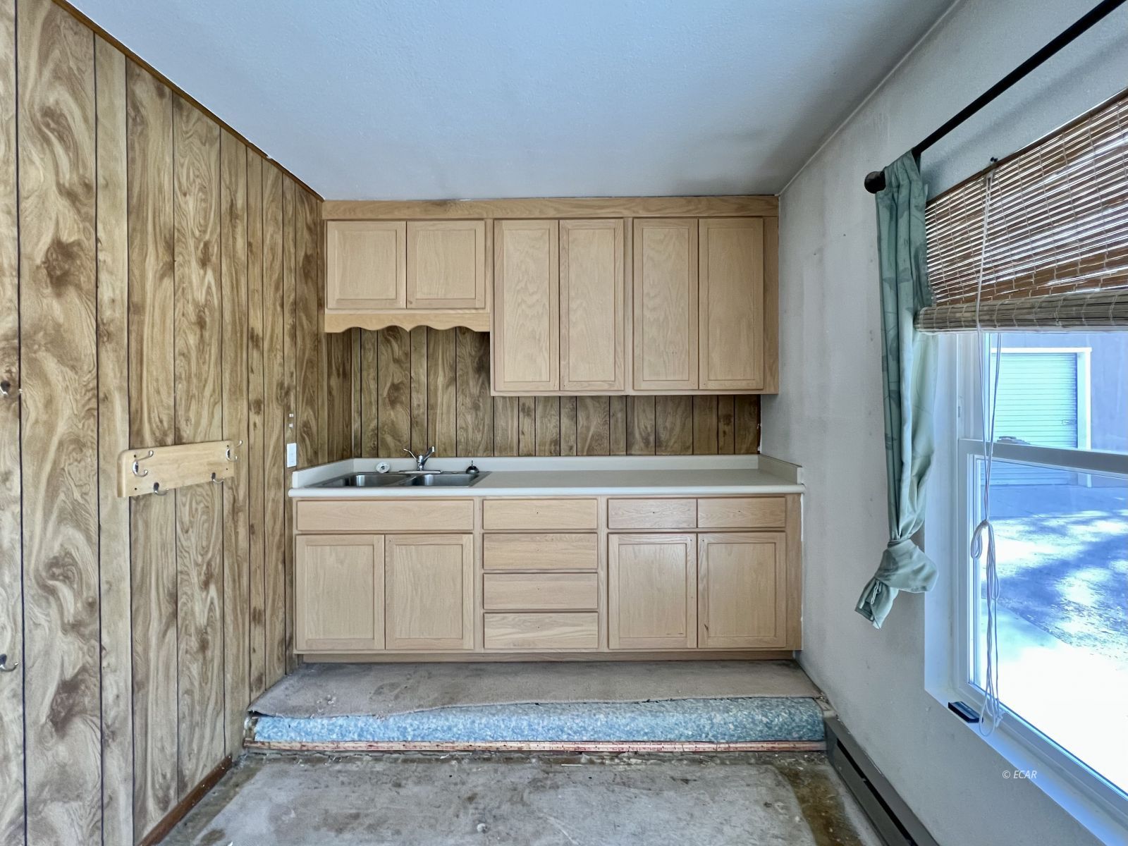 611 Spring Creek Parkway Property Photo 11