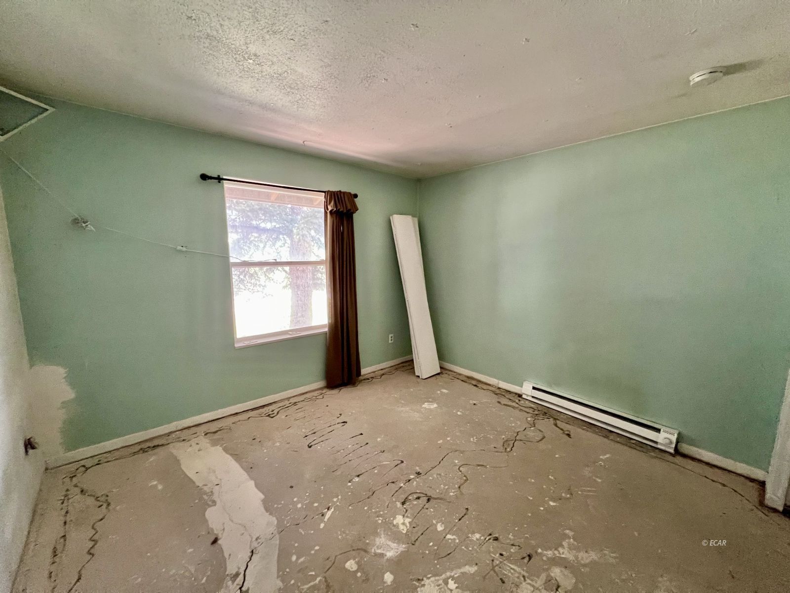 611 Spring Creek Parkway Property Photo 18