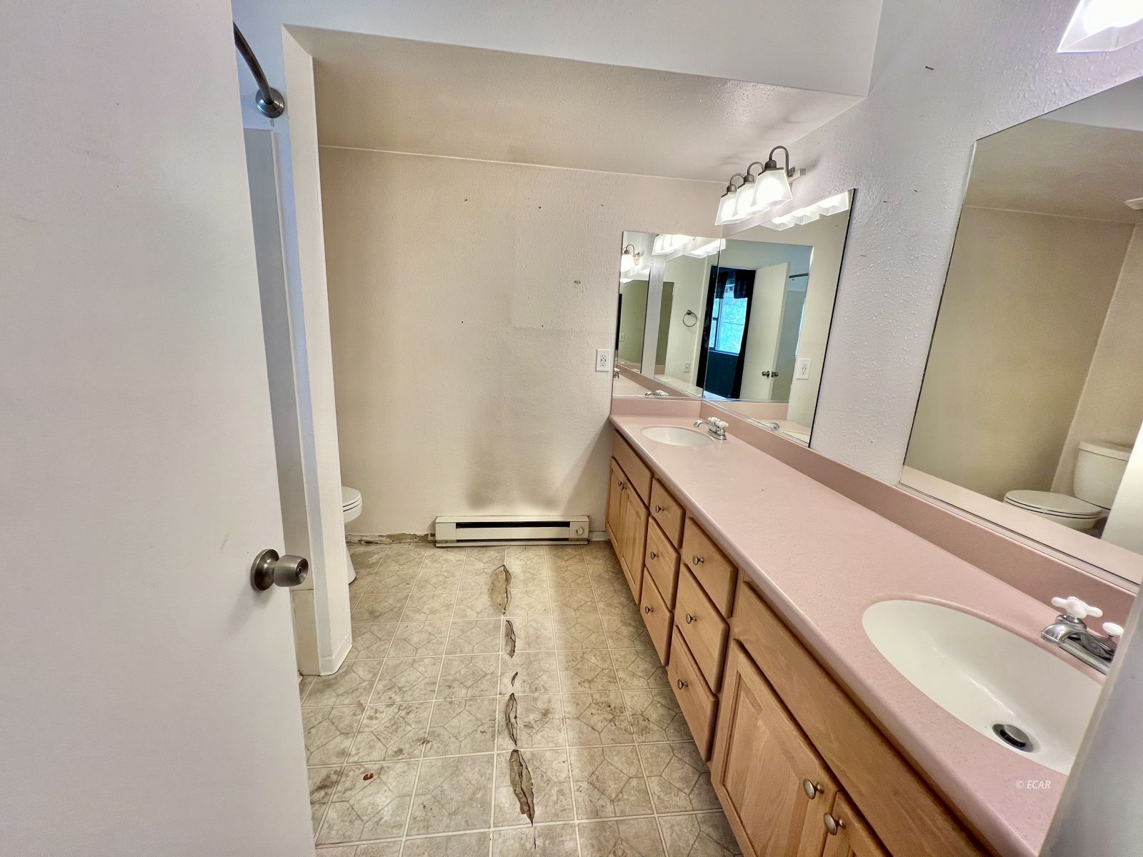 611 Spring Creek Parkway Property Photo 25
