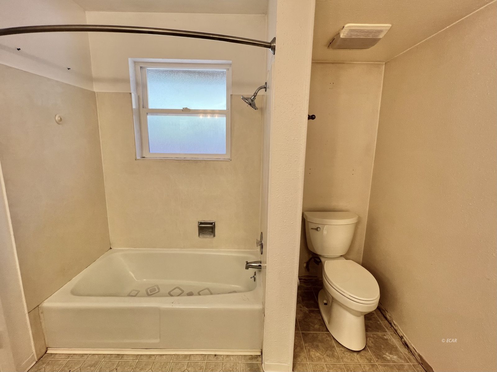 611 Spring Creek Parkway Property Photo 27