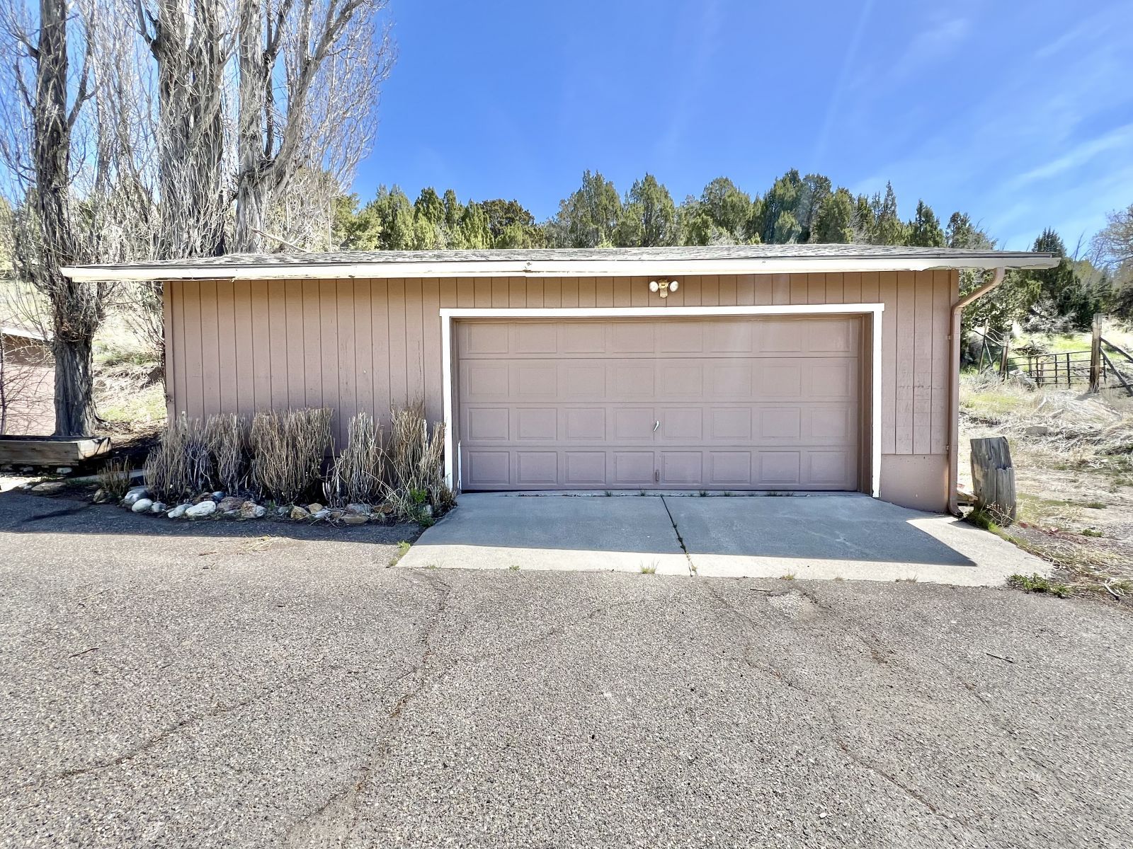 611 Spring Creek Parkway Property Photo 39