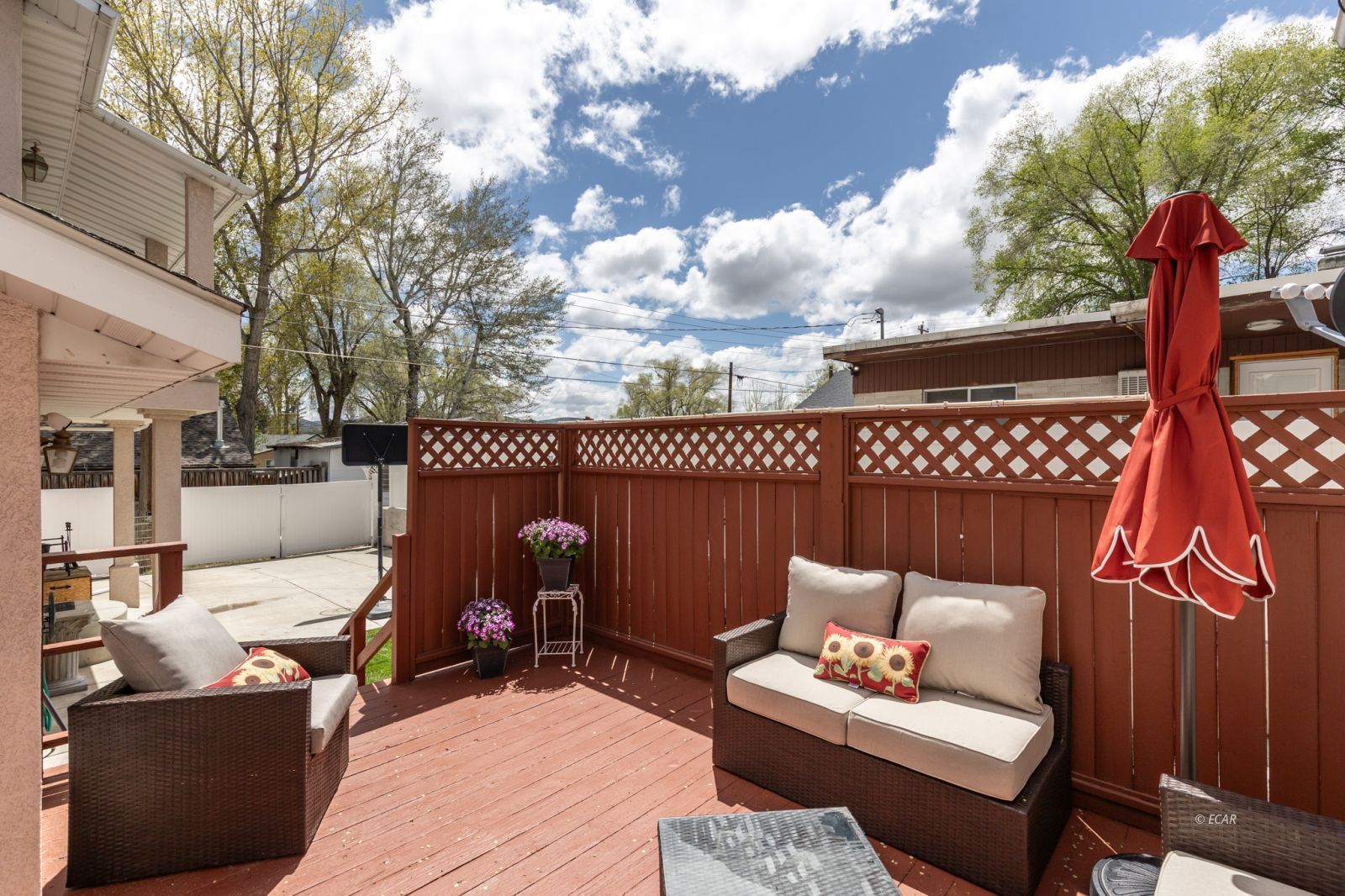 364 Maple Street Property Photo 36
