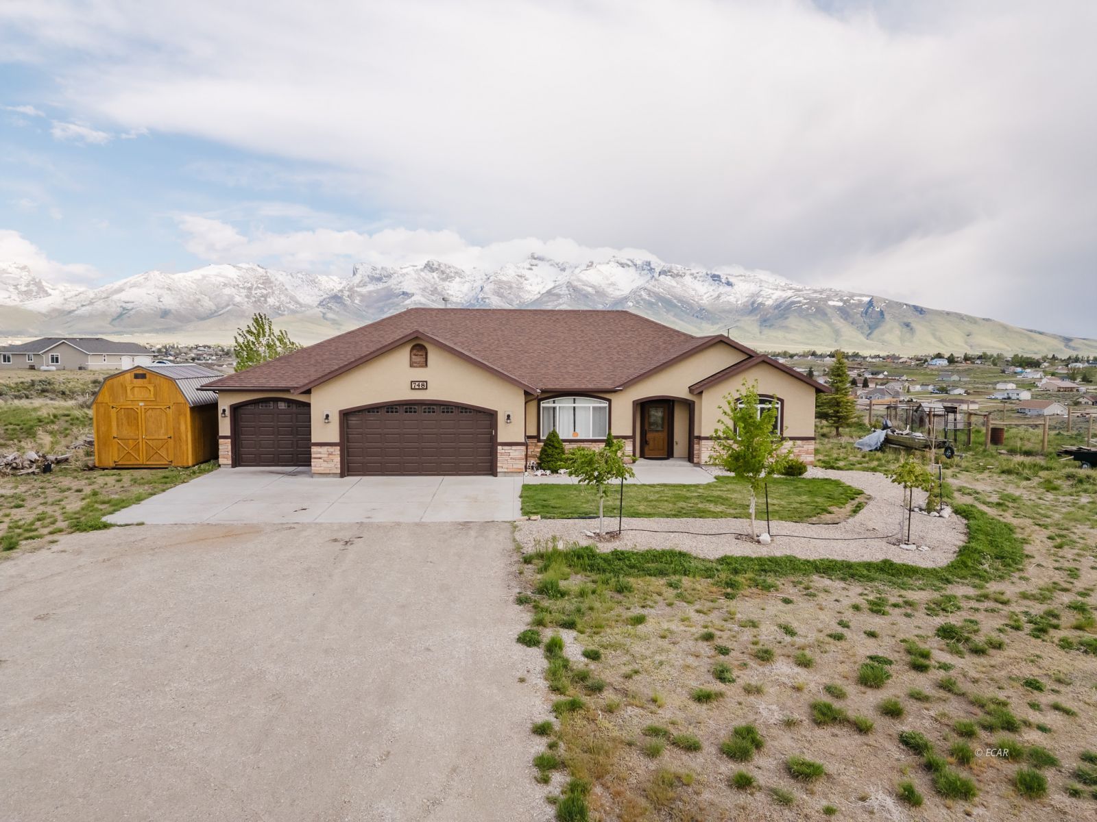 748 Thistle Drive Property Photo