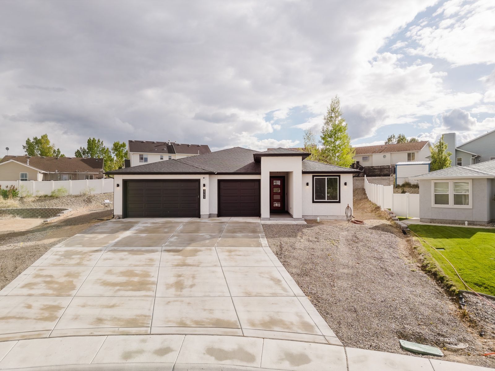 2745 Starley Circle Property Photo