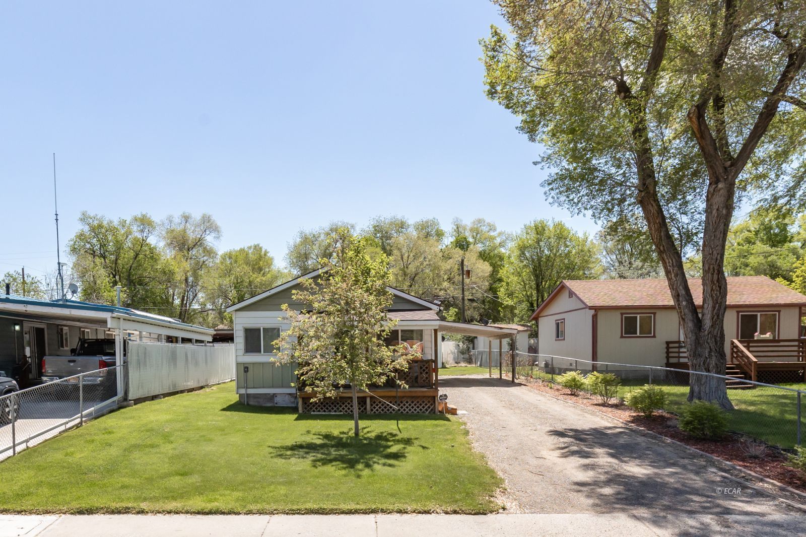 730 Ouderkirk Avenue Property Photo 1