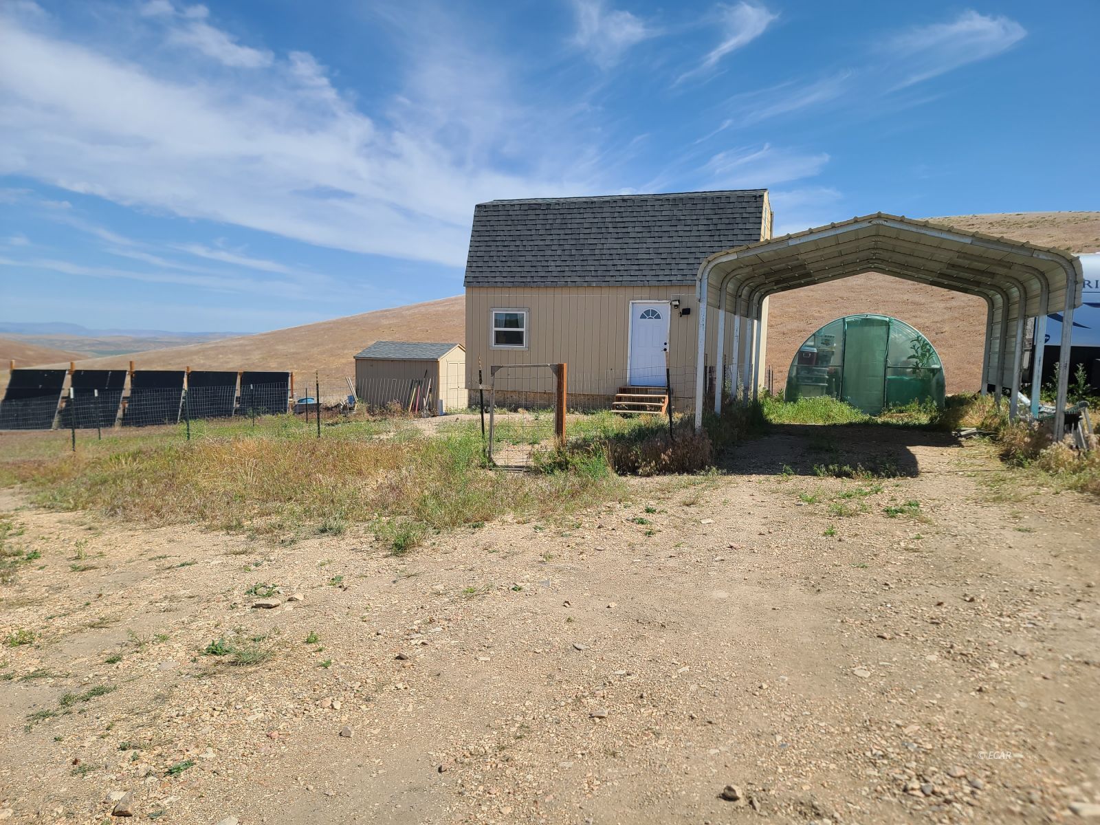 1055 Willow Corral Pass Road Property Photo 1
