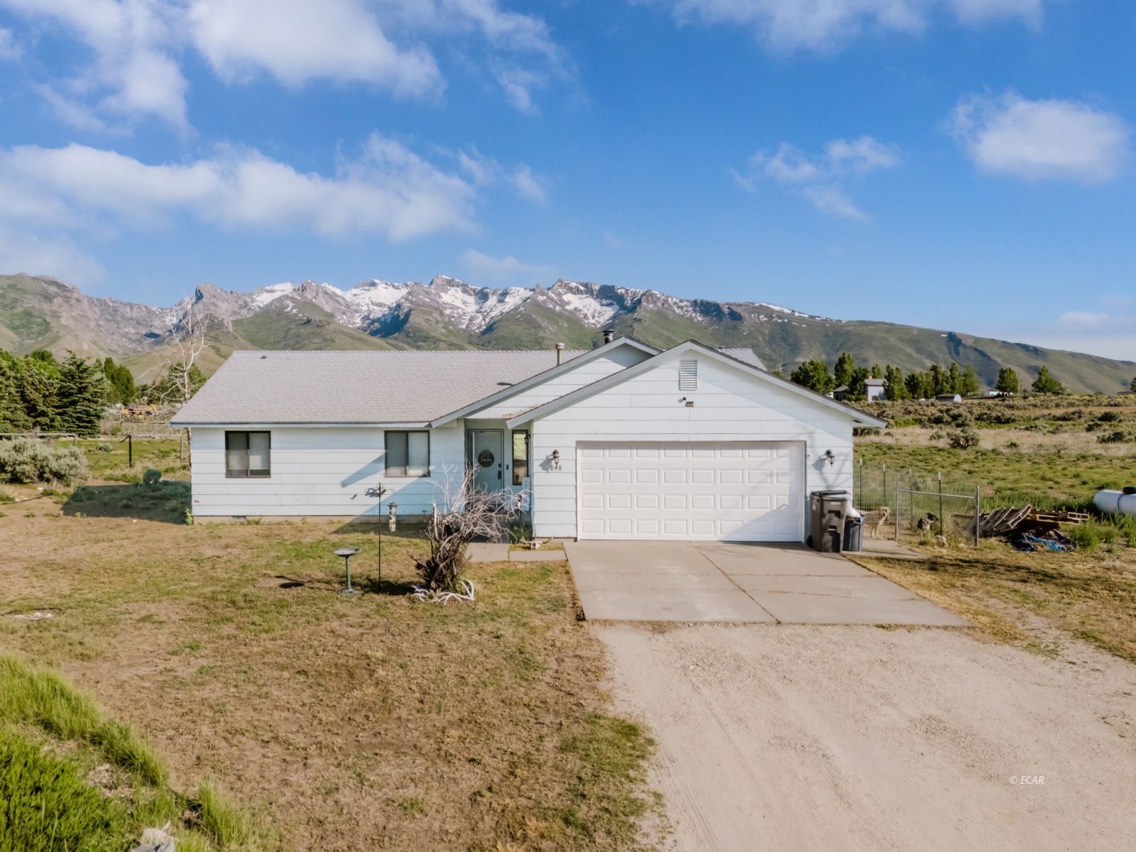 848 Pemberton Drive Property Photo 1