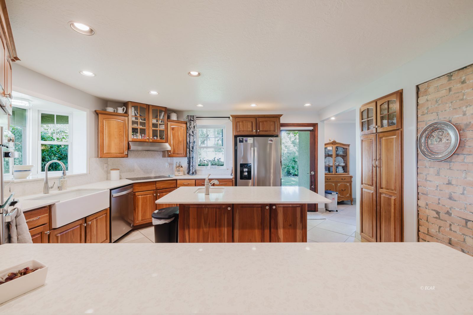 3163 Clubine Road Property Photo 6