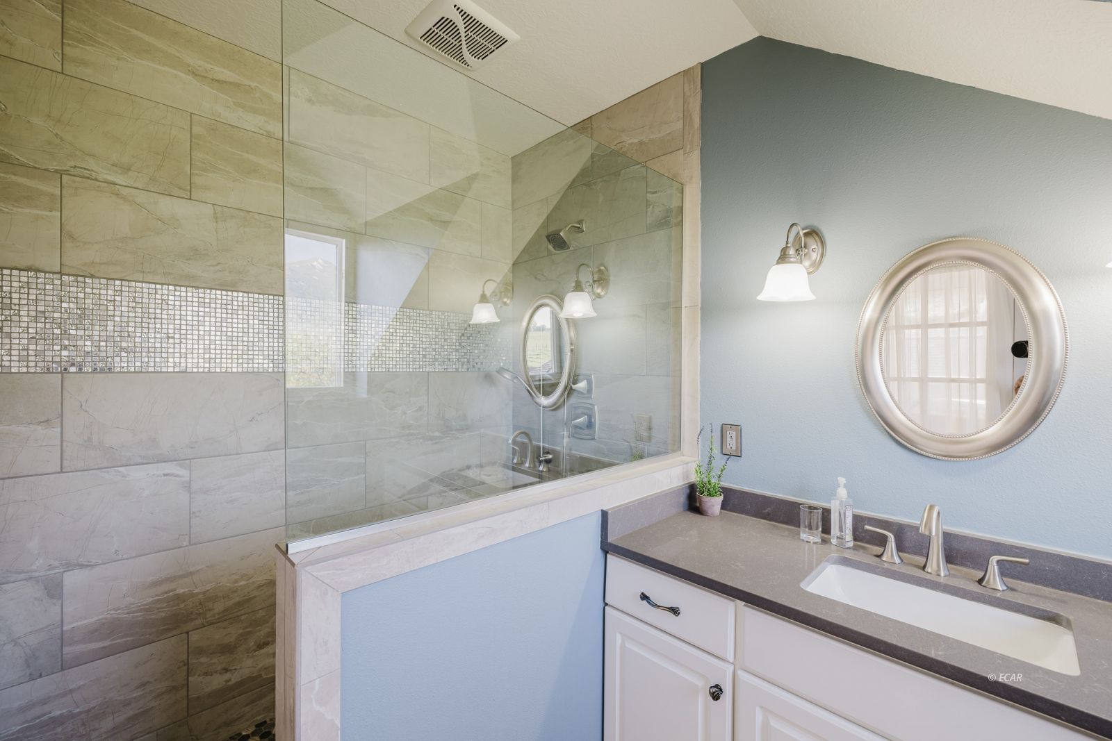 3163 Clubine Road Property Photo 18