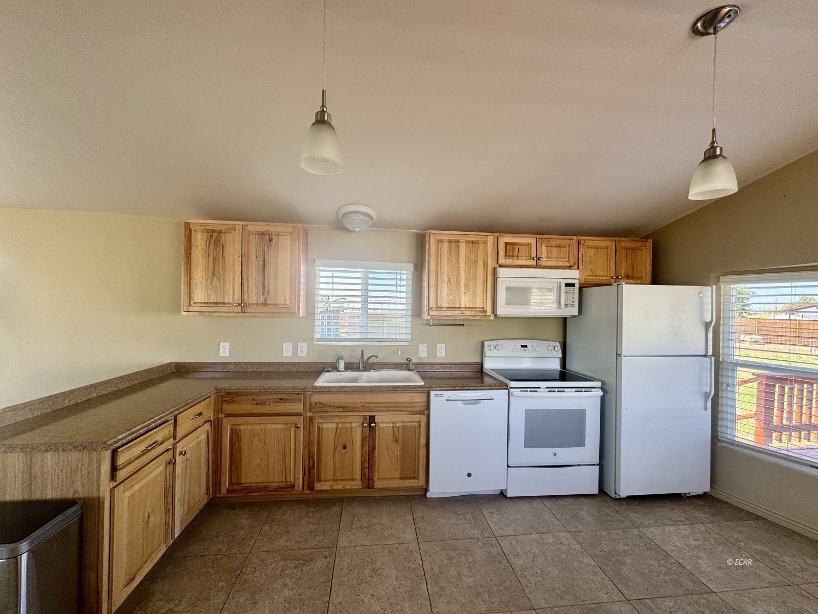 201 Broken Arrow Lane Property Photo 19