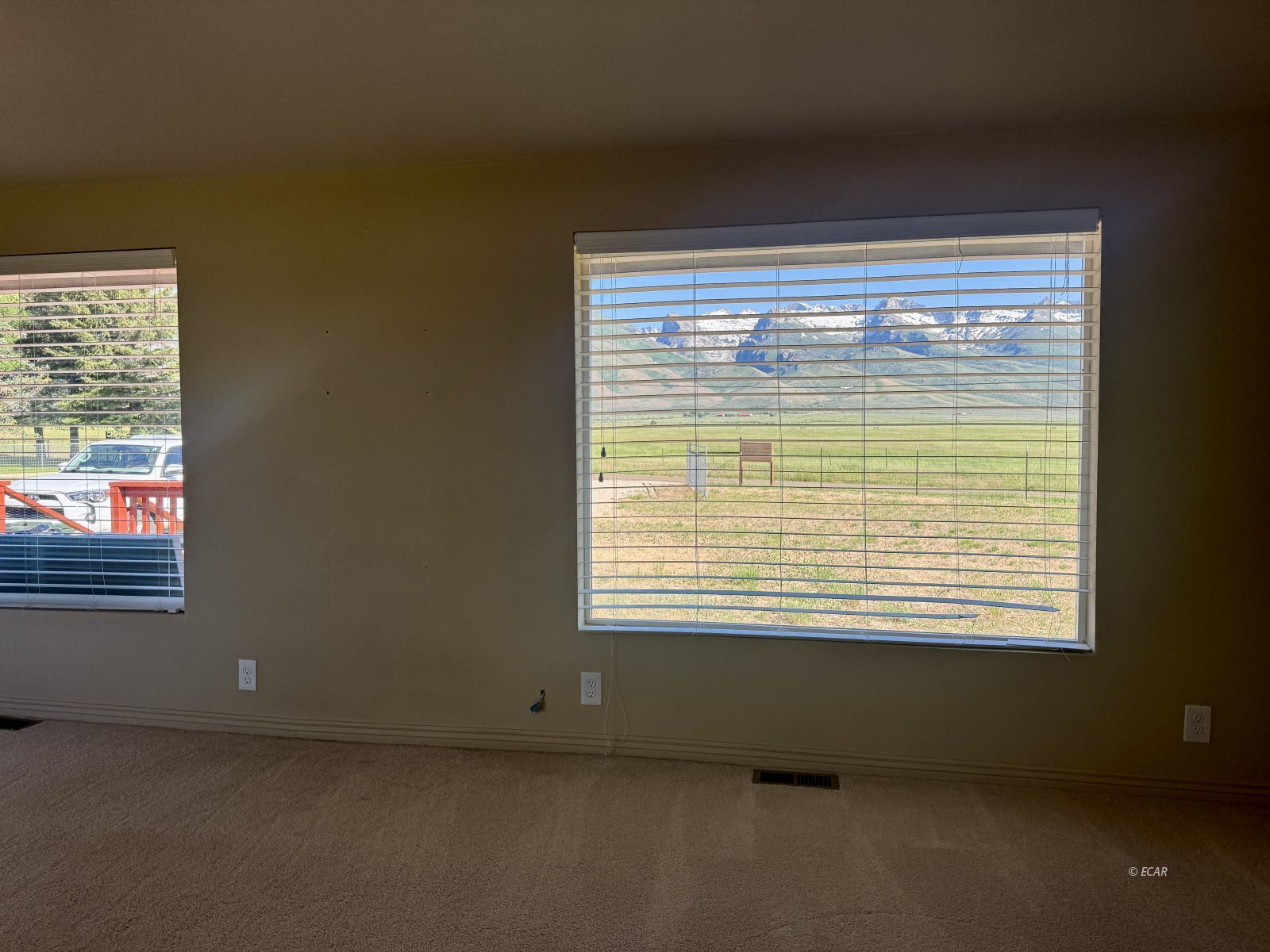 201 Broken Arrow Lane Property Photo 22
