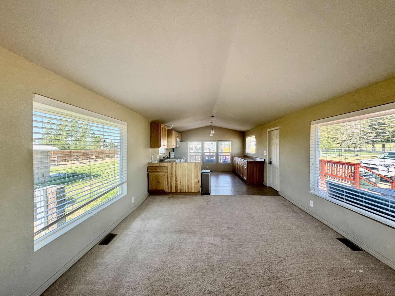 201 Broken Arrow Lane Property Photo 27