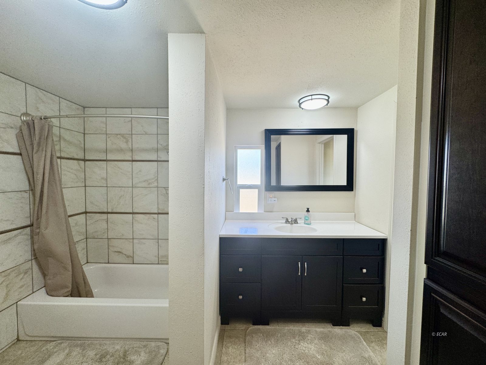 201 Broken Arrow Lane Property Photo 29