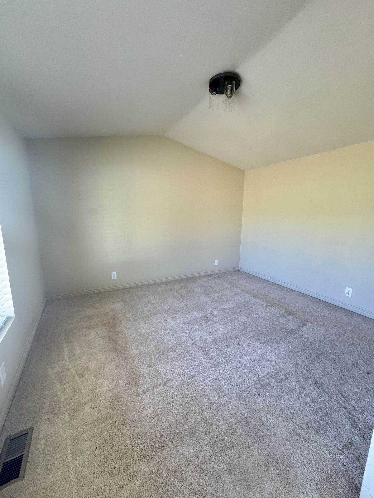 201 Broken Arrow Lane Property Photo 34