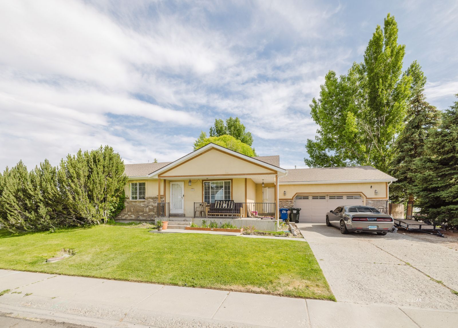 229 Rolling Hills Drive Property Photo 3