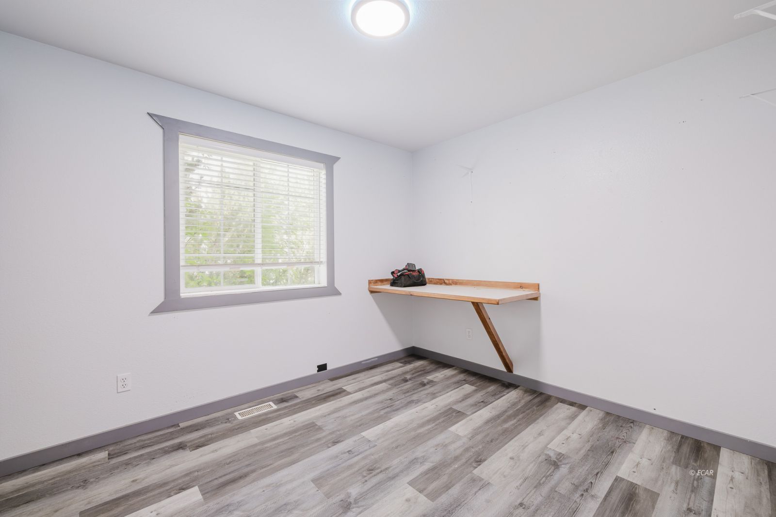 229 Rolling Hills Drive Property Photo 24