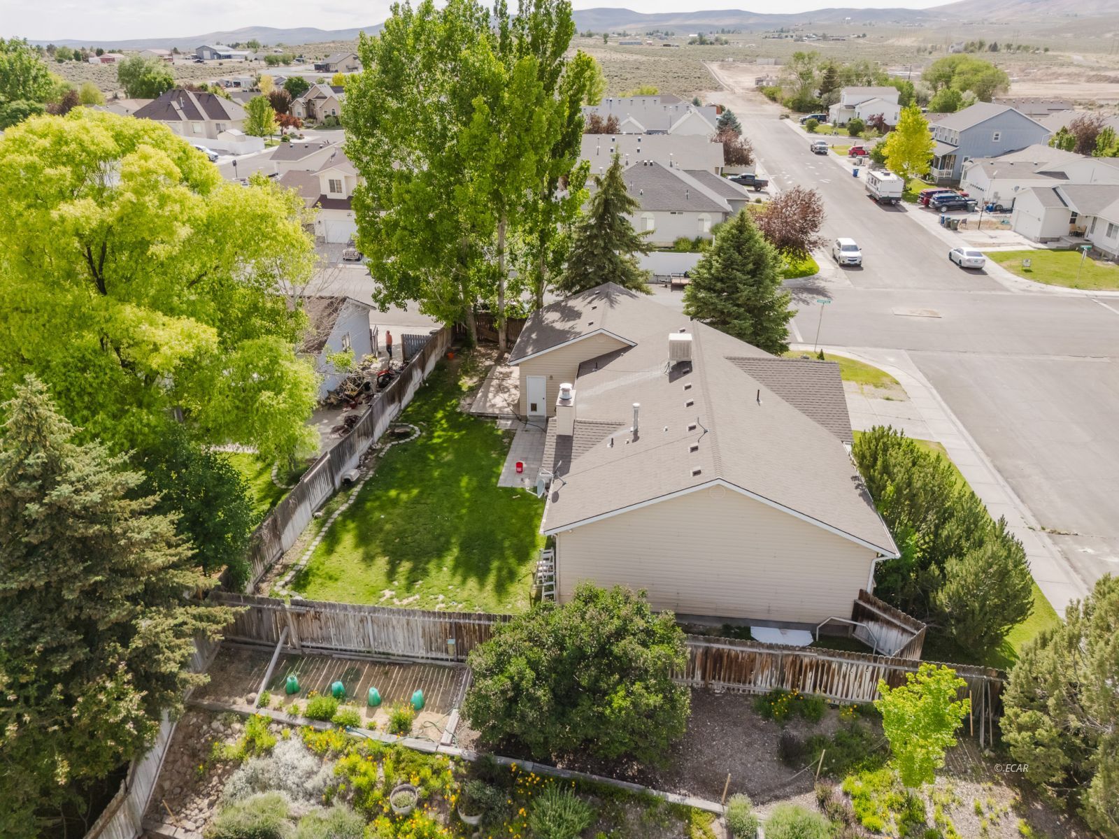 229 Rolling Hills Drive Property Photo 41