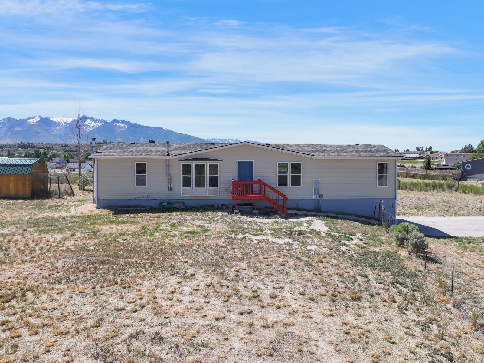 208 Cascade Drive Property Photo 1