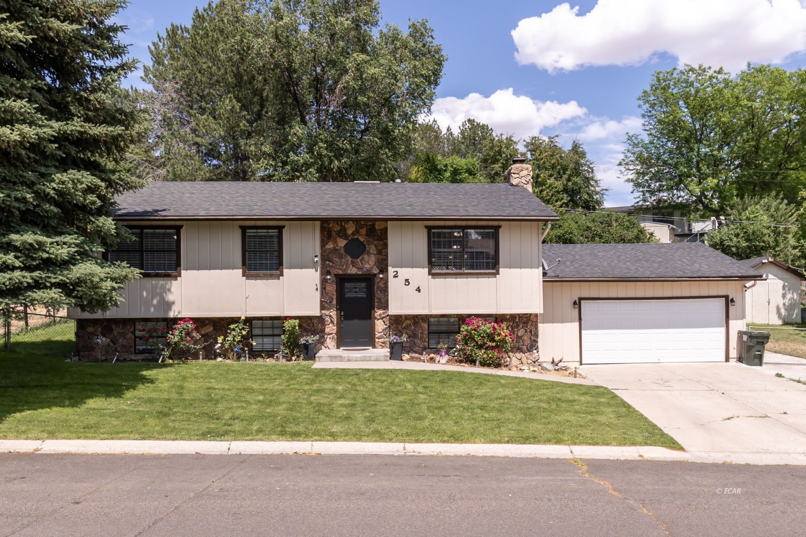 254 Keppler Drive Property Photo 1