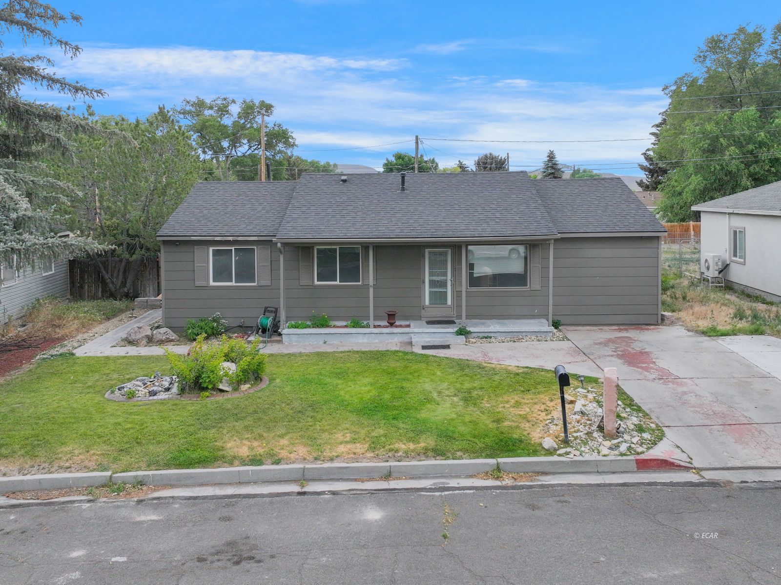 253 W Ash Street