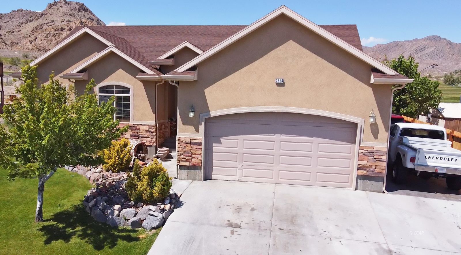 2668 Tibbets Boulevard Property Photo 1