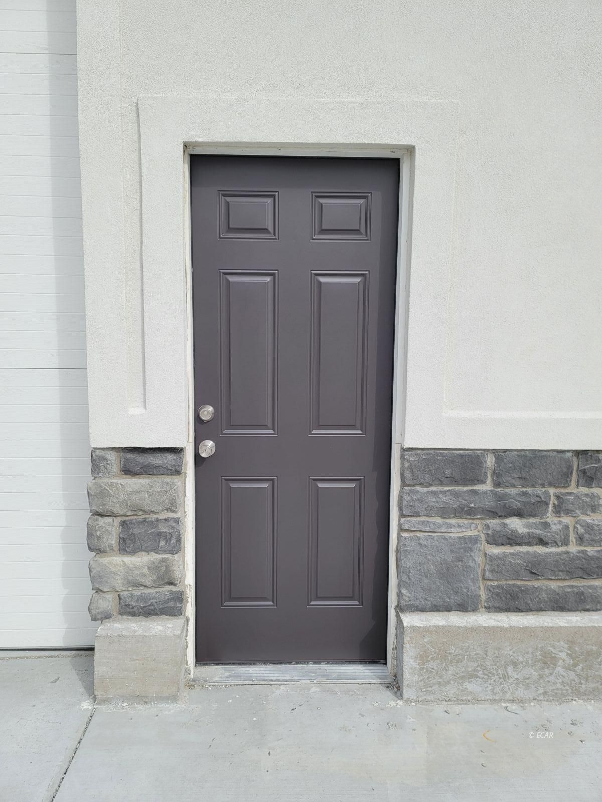 295 6th Street Property Photo 17
