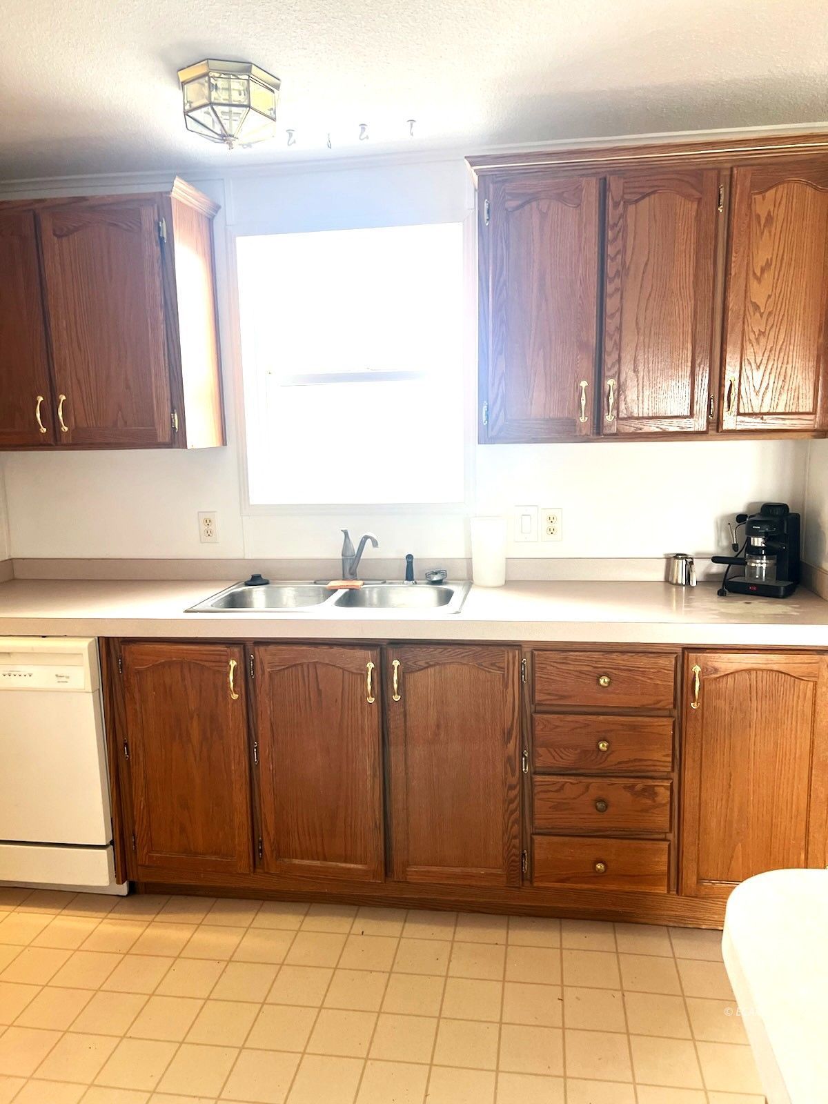 000 Pilot Road Property Photo 17