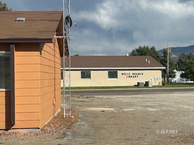 899 Humboldt Avenue Property Photo 2